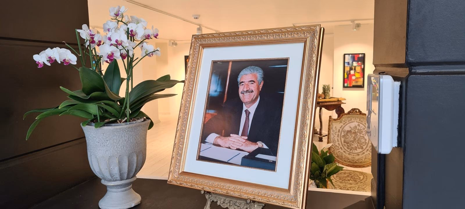 Mahmut Ceylan sergilerinden bir kare.